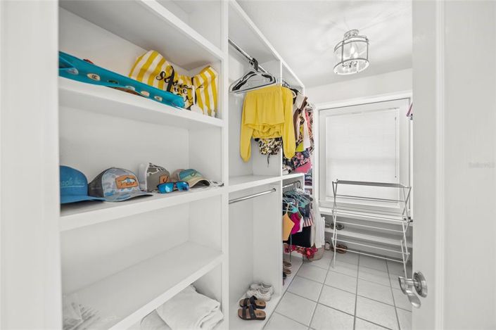 Image No.29-3 Bed Property for sale