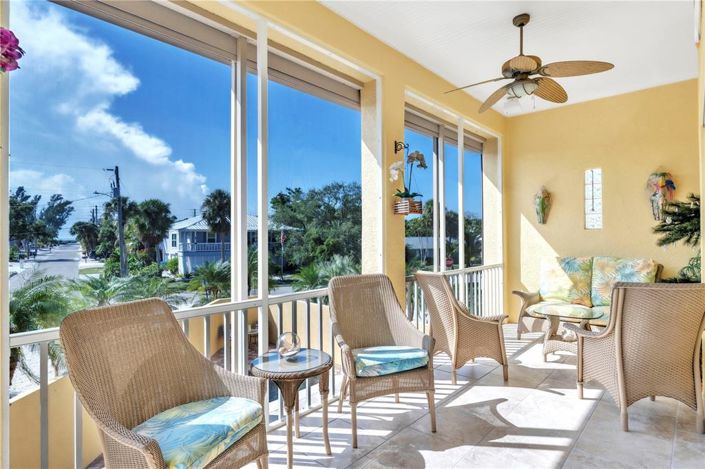 Image No.17-3 Bed Property for sale