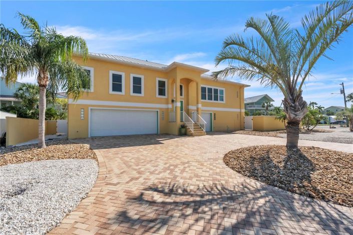 Image No.2-3 Bed Property for sale