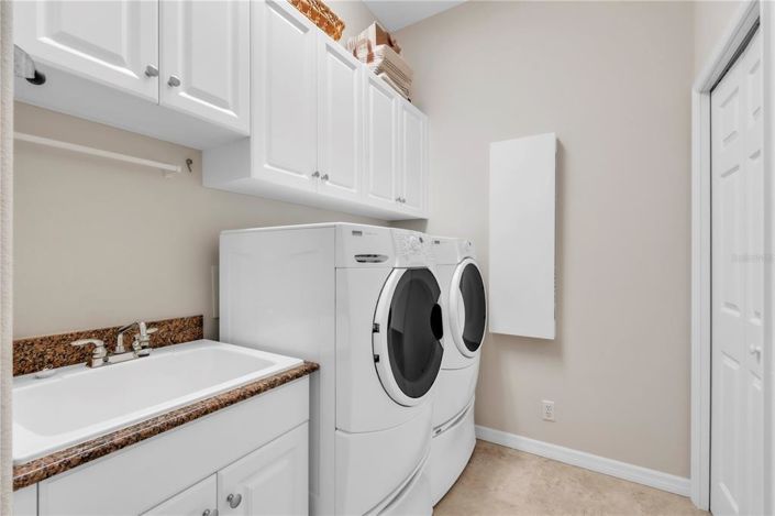 Image No.25-3 Bed Property for sale