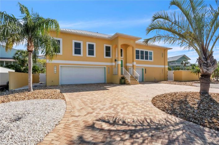 Image No.3-3 Bed Property for sale