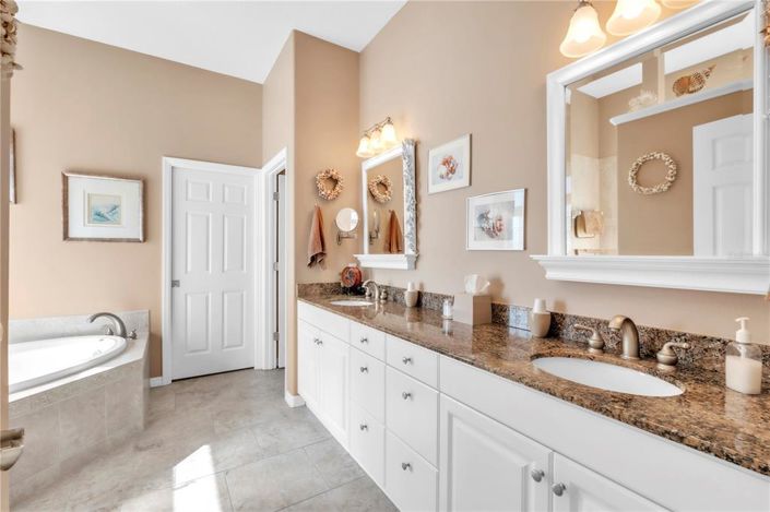 Image No.31-3 Bed Property for sale