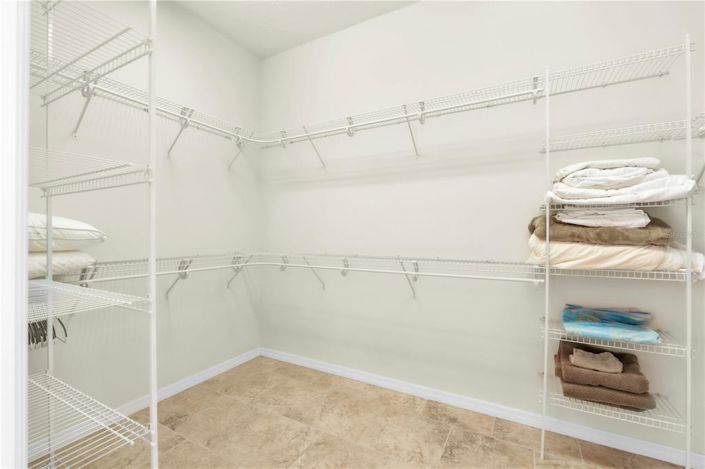 Image No.39-3 Bed Property for sale