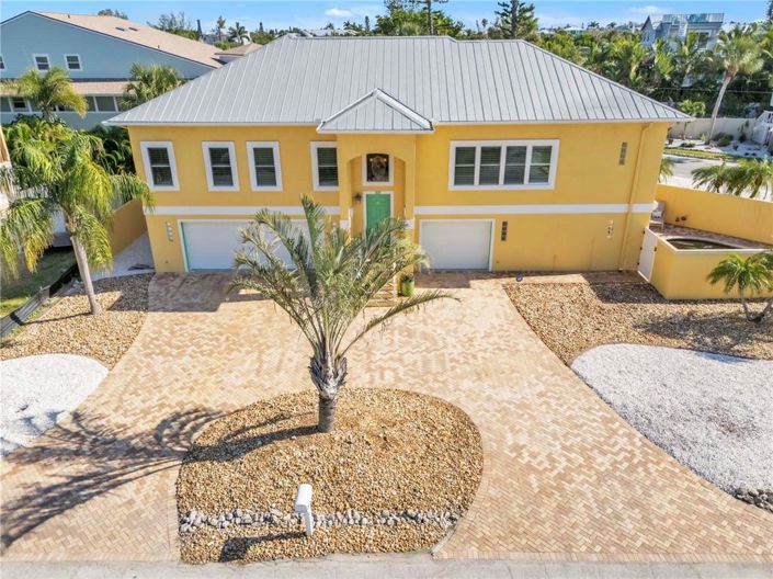 Image No.5-3 Bed Property for sale