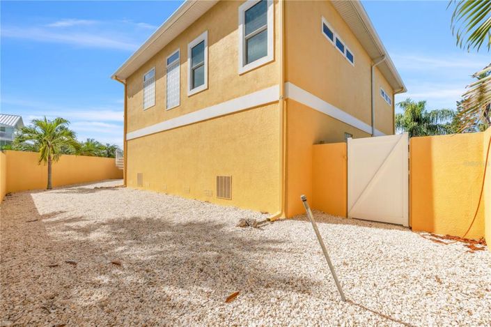 Image No.52-3 Bed Property for sale