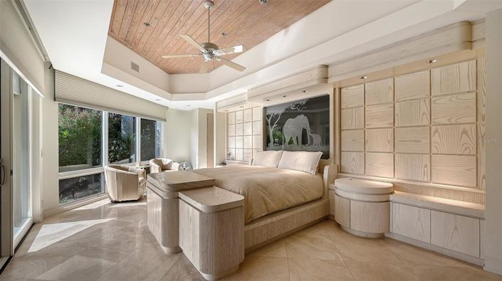 Image No.21-4 Bed Property for sale