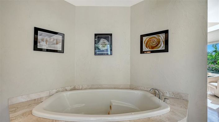 Image No.34-4 Bed Property for sale