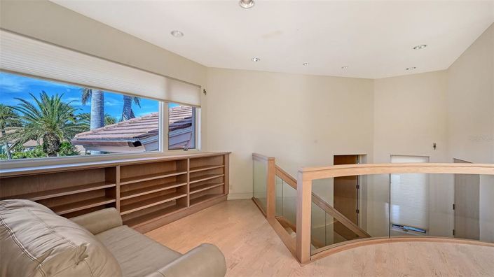 Image No.39-4 Bed Property for sale