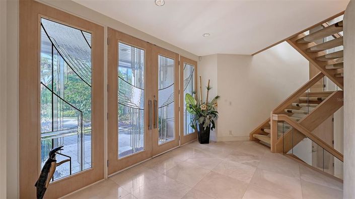 Image No.4-4 Bed Property for sale