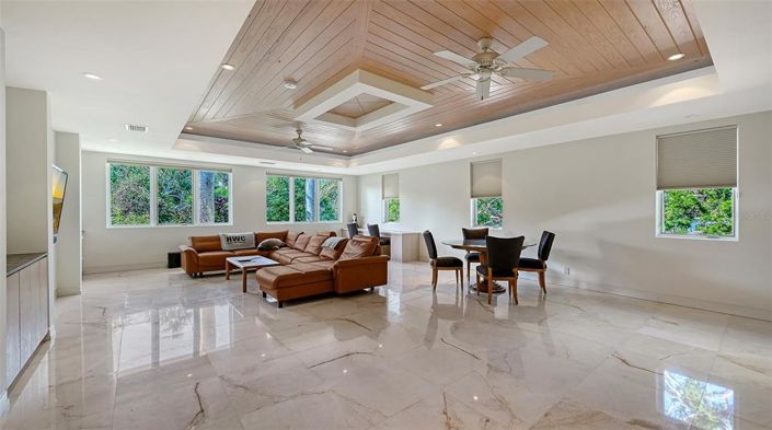 Image No.48-4 Bed Property for sale