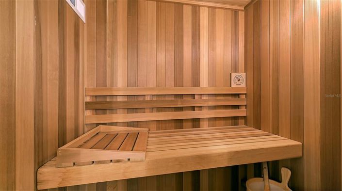 Image No.57-4 Bed Property for sale