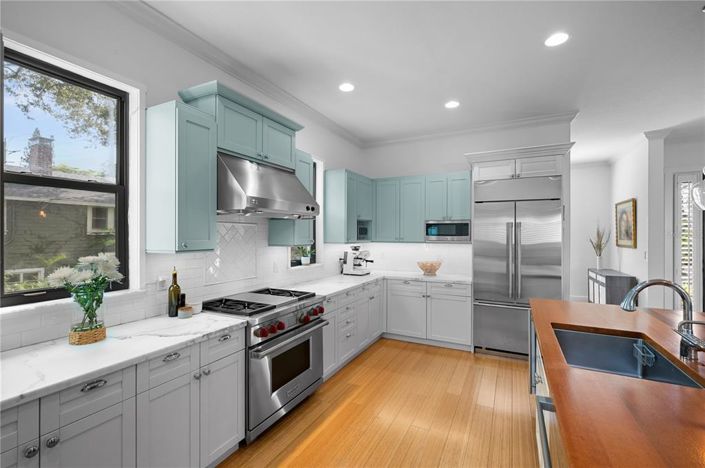 Image No.5-Propriété de 4 chambres à vendre à Sarasota