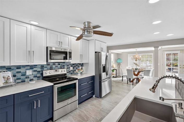 Image No.18-3 Bed Property for sale