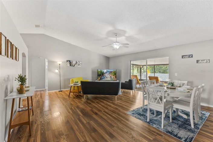 Image No.6-3 Bed Property for sale