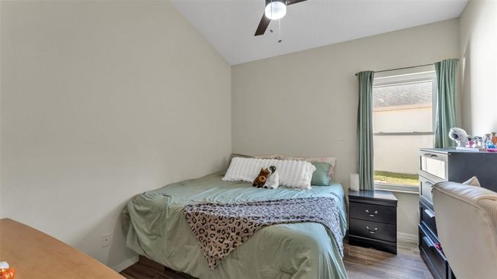 Image No.20-4 Bed Property for sale