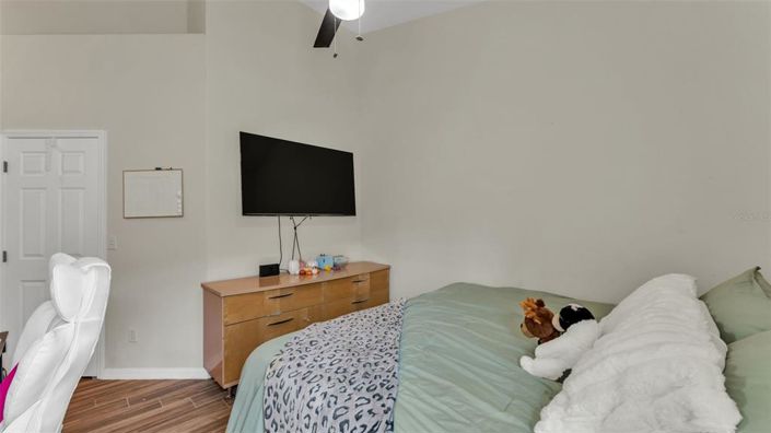 Image No.21-4 Bed Property for sale