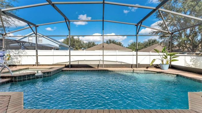 Image No.30-4 Bed Property for sale