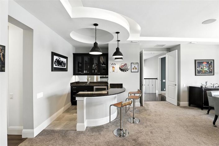 Image No.45-6 Bed Property for sale