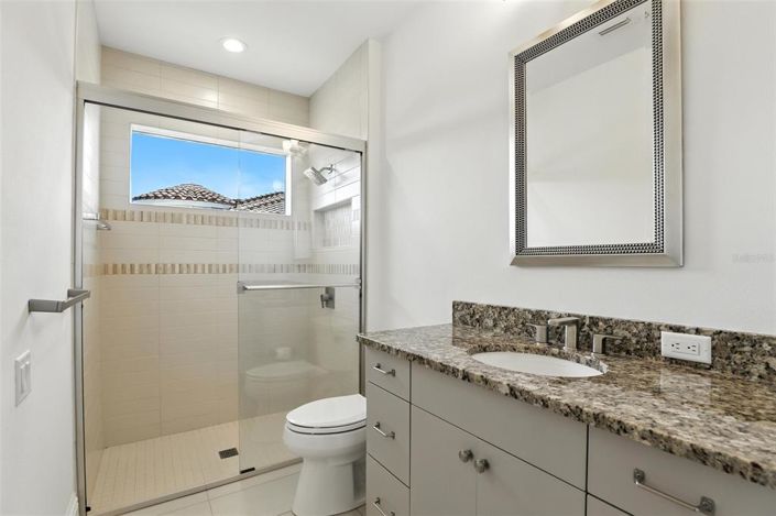 Image No.59-6 Bed Property for sale