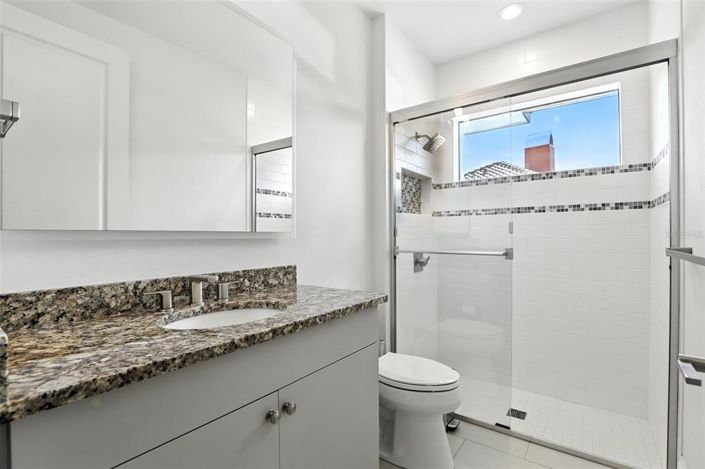 Image No.61-6 Bed Property for sale