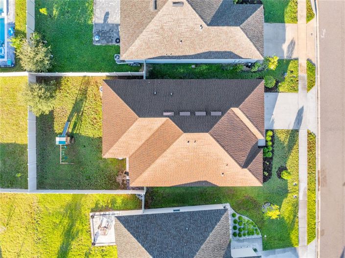 Image No.2-4 Bed Property for sale