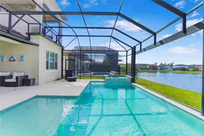 Image No.2-Propriété de 5 chambres à vendre à Orlando