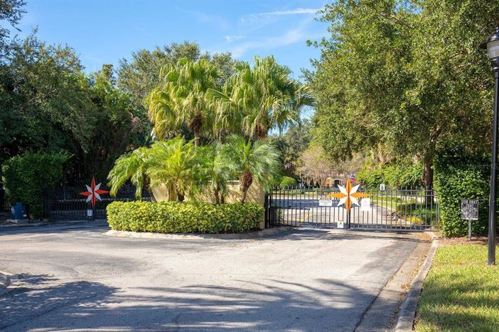 Image No.26-3 Bed Townhouse for sale