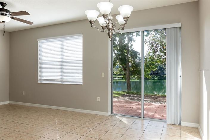 Image No.9-3 Bed Townhouse for sale