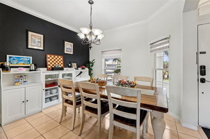 Image No.10-3 Bed Property for sale