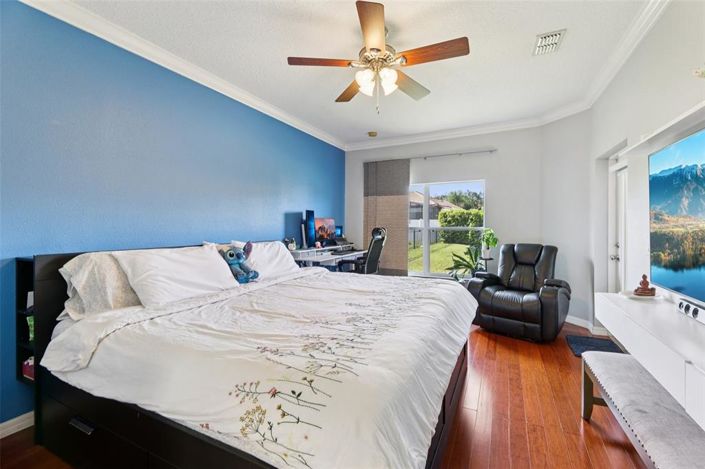 Image No.14-3 Bed Property for sale