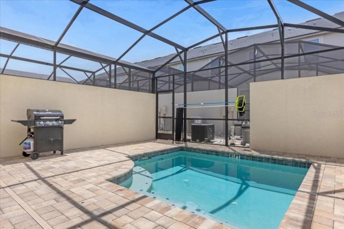 Image No.24-3 Bed Townhouse for sale