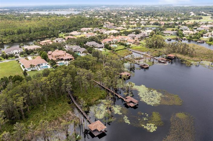 Image No.69-6 Bed Property for sale