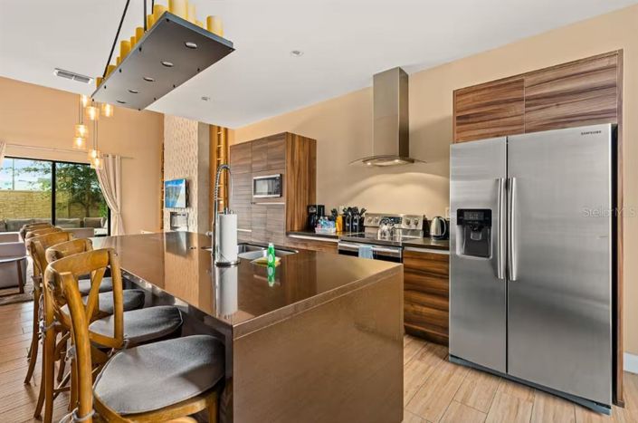 Image No.5-3 Bed Townhouse for sale