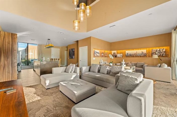 Image No.9-3 Bed Townhouse for sale