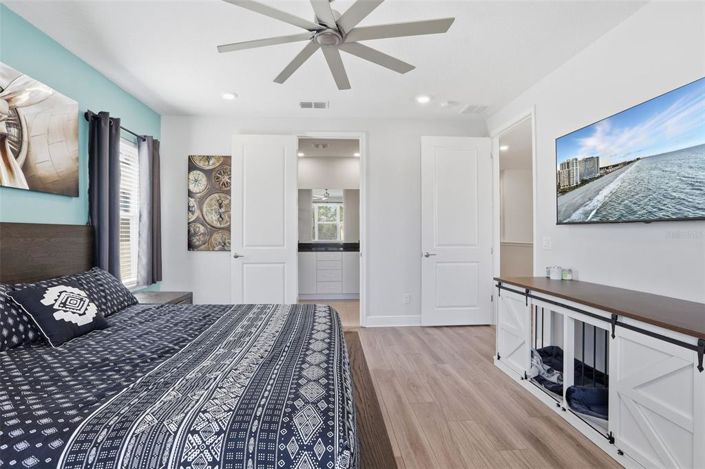 Image No.21-4 Bed Property for sale