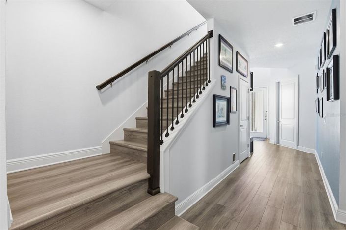 Image No.4-4 Bed Property for sale