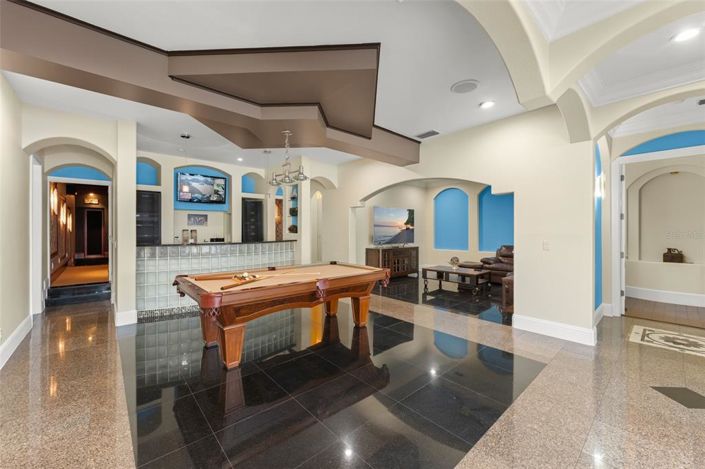 Image No.11-7 Bed Property for sale