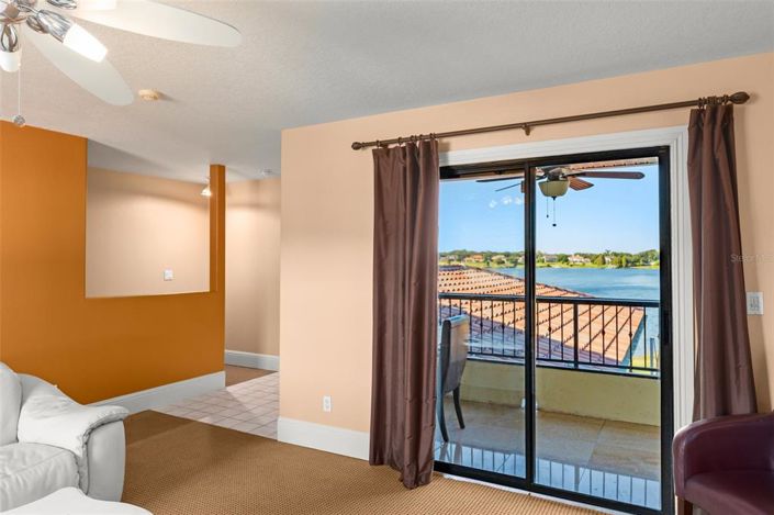 Image No.64-7 Bed Property for sale