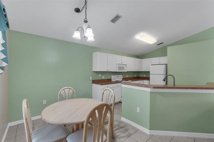 Image No.6-Propriété de 4 chambres à vendre à Kissimmee