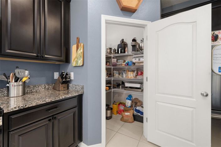 Image No.10-4 Bed Property for sale