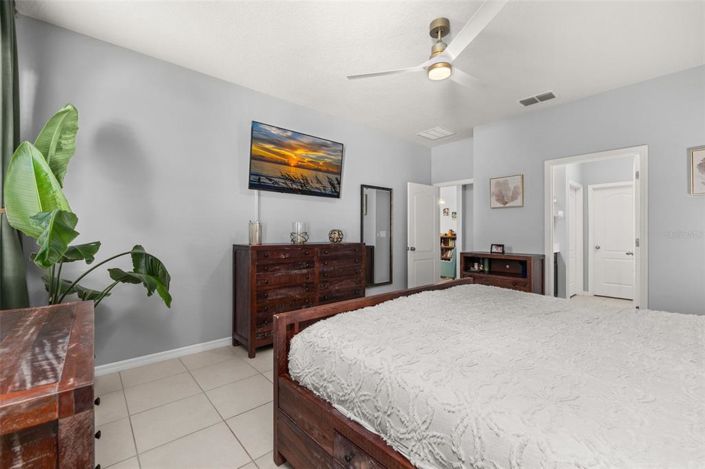 Image No.24-4 Bed Property for sale