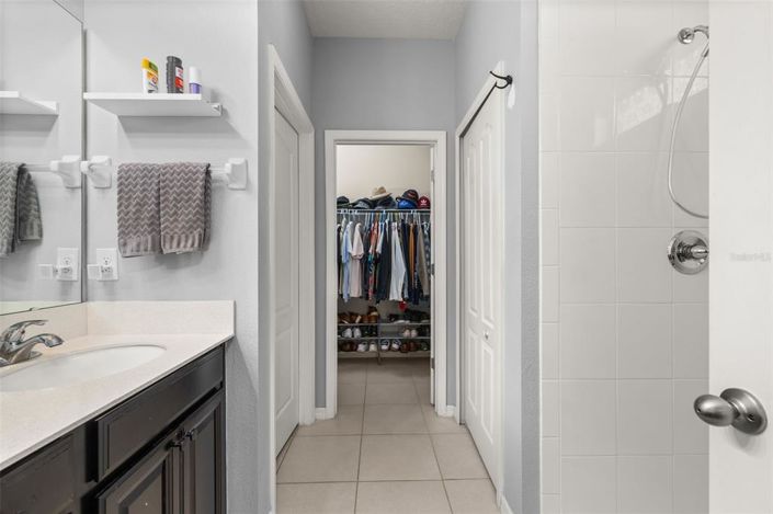 Image No.27-4 Bed Property for sale