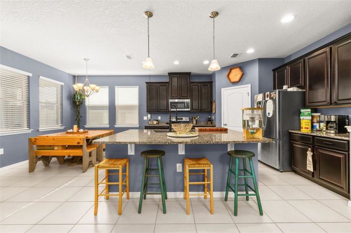 Image No.7-4 Bed Property for sale