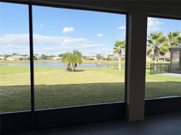 Image No.10-3 Bed Property for sale