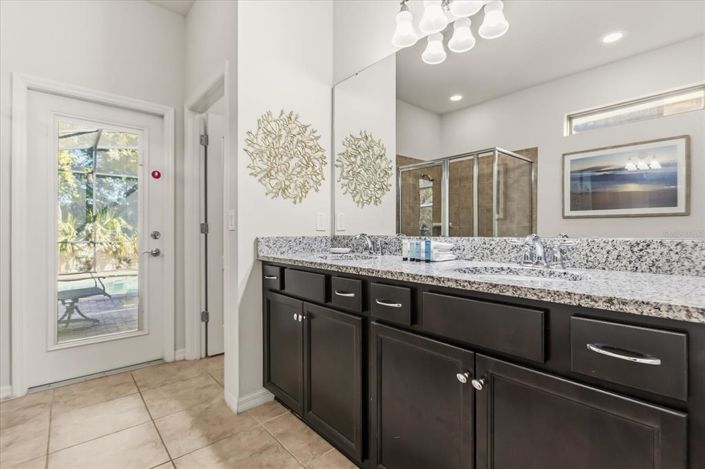 Image No.8-Propriété de 7 chambres à vendre à Kissimmee