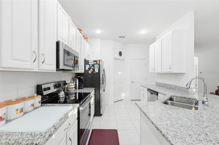 Image No.7-3 Bed Property for sale