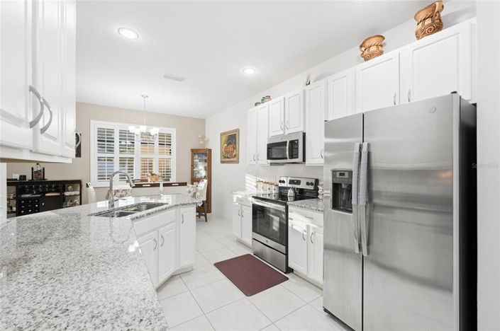 Image No.8-3 Bed Property for sale