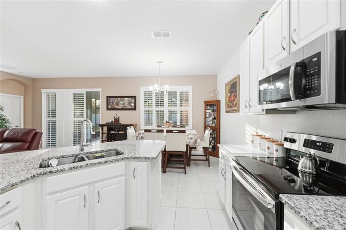 Image No.9-3 Bed Property for sale