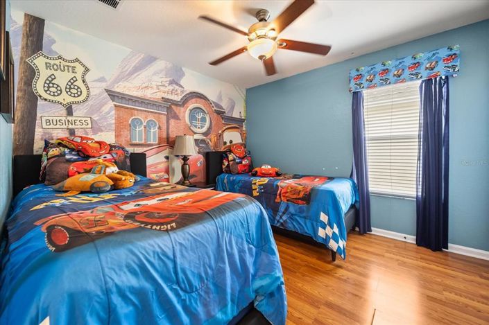 Image No.21-6 Bed Property for sale