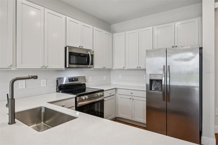 Image No.17-3 Bed Townhouse for sale